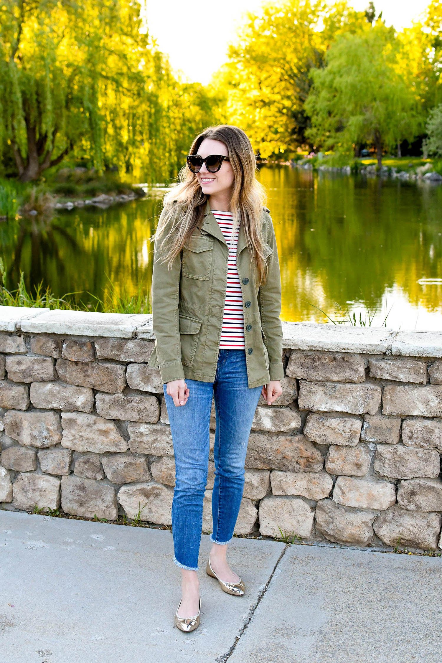 60 Degrees and Sunny Outfit: Style That Shines in Warm Weather